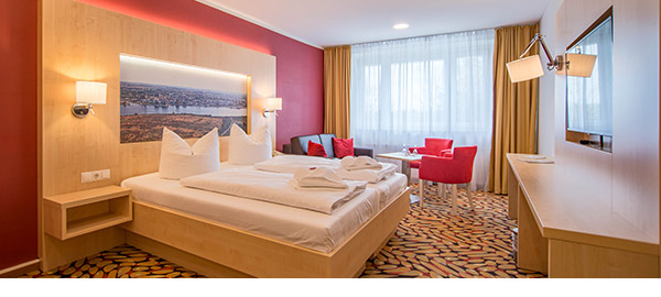 Sie suchen Hotel in Rostock? Wir sind Ihr 3 Sterne Hotel, zentral gelegen mit wunderschönen Zimmern zum Erholen.